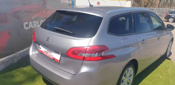 Peugeot 308 SW 2019 - 9950 EUR, 190000 km - AUTO.MOTO.pt - 190000km - foto 4 de 11