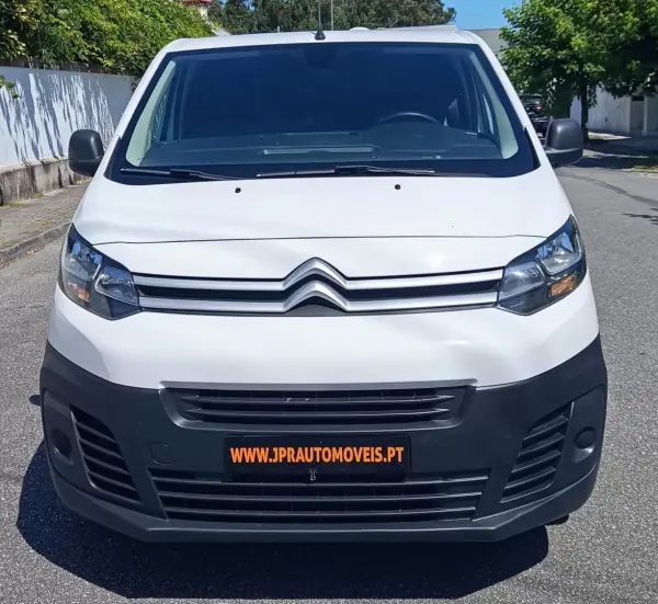 Citroën Jumpy 2021 - 16490 EUR, 129100 km - AUTO.MOTO.pt - 129100km - foto 2 de 18