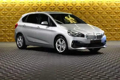 BMW 225xe Active Tourer 2019 - 19600 EUR, 44476 km - AUTO.MOTO.pt - 44476km - foto 4 de 30