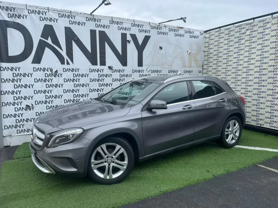 Mercedes-Benz GLA 180 2017 - 18990 EUR, 151000 km - AUTO.MOTO.pt - 151000km - foto 1 de 13