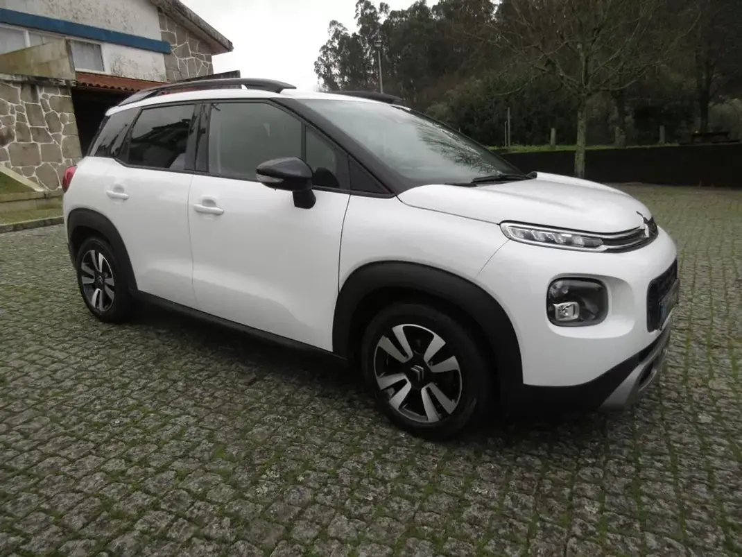 Citroën C3 Aircross 2018 - 11999 EUR, 56000 km - AUTO.MOTO.pt - 56000km - foto 8 de 39