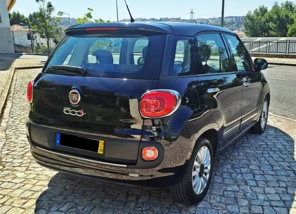 Fiat 500L 2013 - 7500 EUR, 160000 km - AUTO.MOTO.pt - 160000km - foto 7 de 29