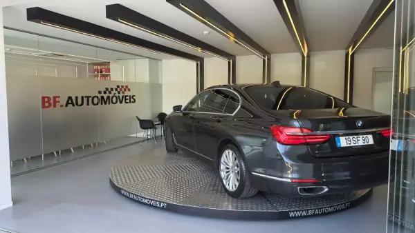 BMW 730 2016 - 29900 EUR, 188987 km - AUTO.MOTO.pt - 188987km - foto 3 de 69