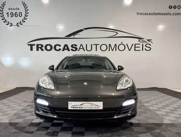 Porsche Panamera 2011 - 36900 EUR, 197360 km - AUTO.MOTO.pt - 197360km - foto 23 de 60