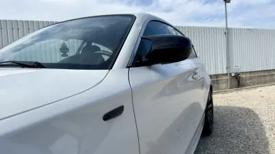 BMW 118 2010 - 12000 EUR, 222000 km - AUTO.MOTO.pt - 222000km - foto 2 de 14