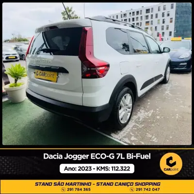 Dacia Jogger 2023 - 16900 EUR, 112322 km - AUTO.MOTO.pt - 112322km - foto 4 de 10