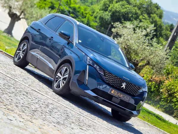 Peugeot 3008 2021 - 20000 EUR, 80000 km - AUTO.MOTO.pt - 80000km - foto 10 de 28