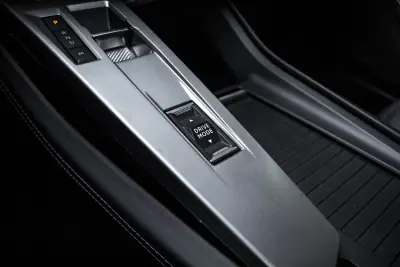 Peugeot 308 SW 2023 - 23790 EUR, 59725 km - AUTO.MOTO.pt - 59725km - foto 21 de 45