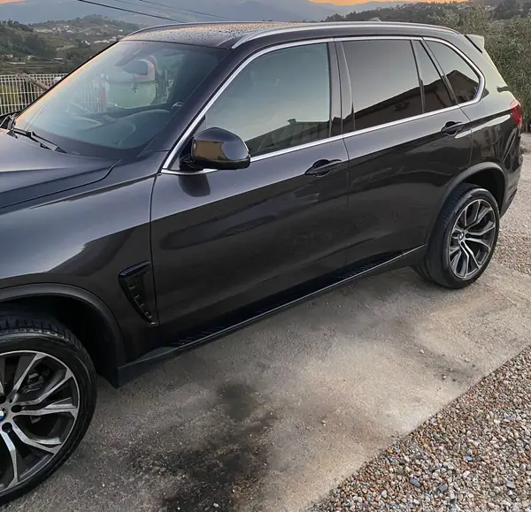 BMW X5 2015 — foto 2 de 10