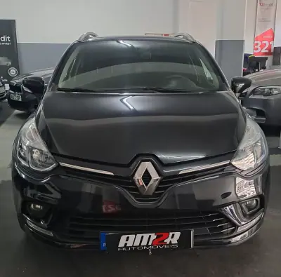 Renault Clio Sport Tourer 2020 - 9990 EUR, 120000 km - AUTO.MOTO.pt - 120000km - foto 2 de 22
