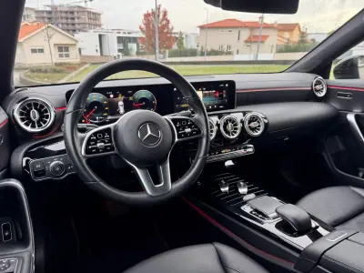 Mercedes-Benz CLA 180 2019 - 26500 EUR, 80000 km - AUTO.MOTO.pt - 80000km - foto 14 de 29