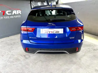 Jaguar E-Pace 2018 - 27990 EUR, 120110 km - AUTO.MOTO.pt - 120110km - foto 6 de 32