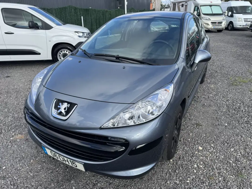 Peugeot 207 2007 - 4950 EUR, 245366 km - AUTO.MOTO.pt - 245366km - foto 1 de 20