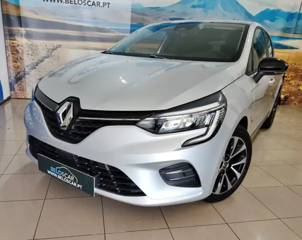 Renault Clio 2023 - 15450 EUR, 17000 km - AUTO.MOTO.pt - 17000km - foto 4 de 26