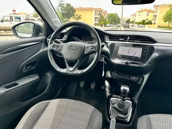 Opel Corsa 2021 - 12390 EUR, 90000 km - AUTO.MOTO.pt - 90000km - foto 24 de 43