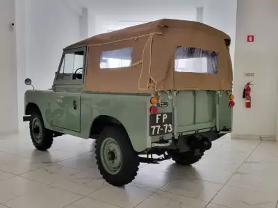 Land Rover Serie III 1973 - 35000 EUR, 87484 km - AUTO.MOTO.pt - 87484km - foto 10 de 47