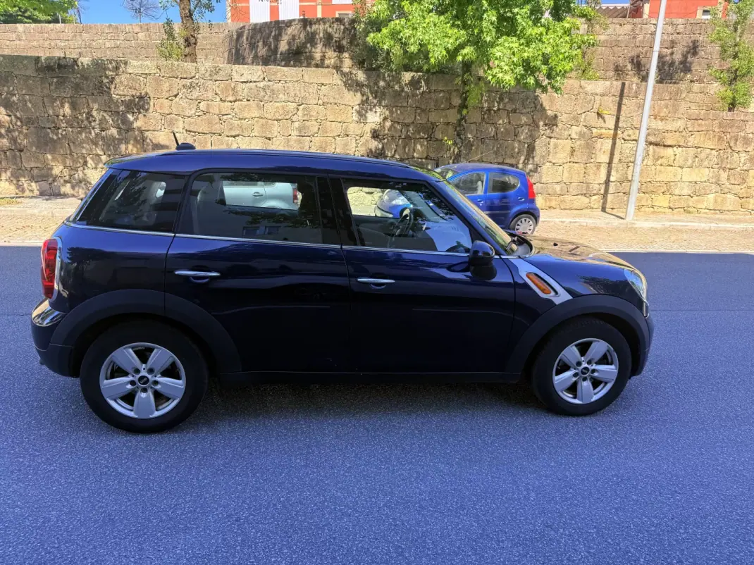 MINI Countryman 2016 - 10950 EUR, 221000 km - AUTO.MOTO.pt - 221000km - foto 7 de 13