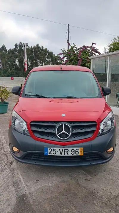 Mercedes-Benz Citan 108 CDI 2018 - 12300 EUR, 161063 km - AUTO.MOTO.pt - 161063km - foto 3 de 15