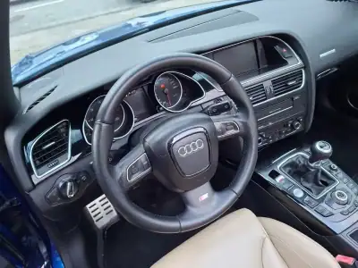 Audi A5 Cabrio 2009 - 17500 EUR, 234000 km - AUTO.MOTO.pt - 234000km - foto 26 de 36