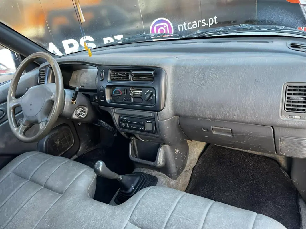 Mitsubishi 1996 - 6000 EUR, 364618 km - AUTO.MOTO.pt - 364618km - foto 8 de 8