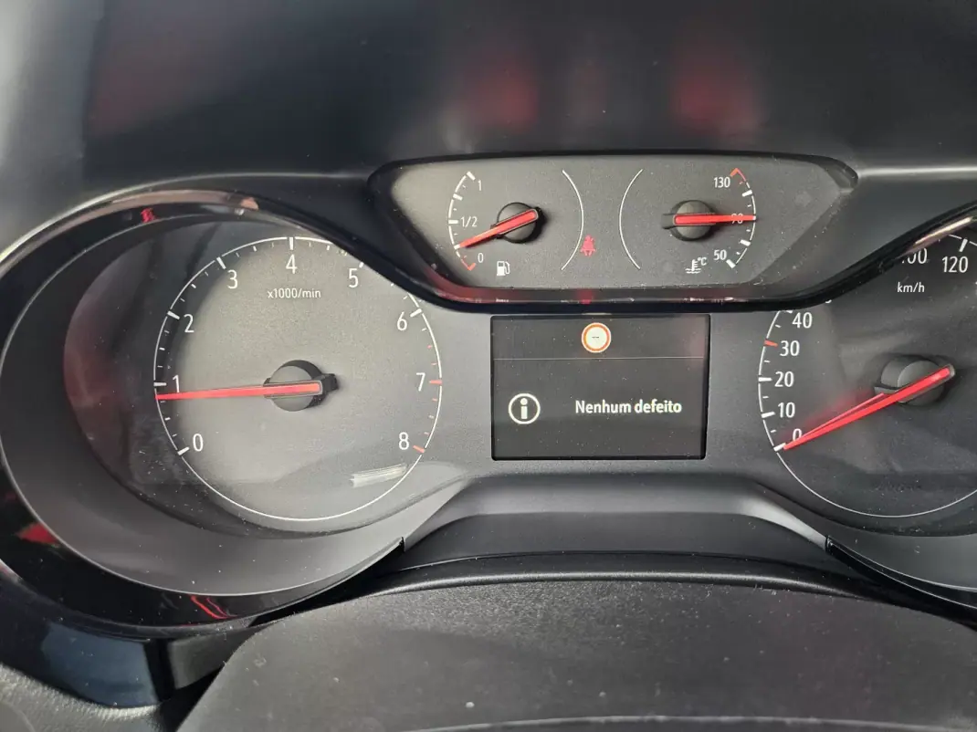 Opel Corsa 2020 - 12990 EUR, 27800 km - AUTO.MOTO.pt - 27800km - foto 34 de 50
