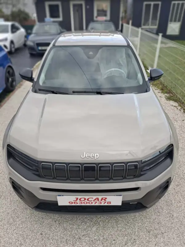Jeep Avenger 2024 - 21950 EUR, 15808 km - AUTO.MOTO.pt - 15808km - foto 8 de 12