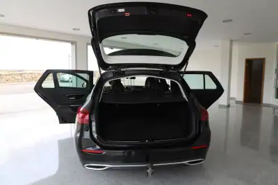 Mercedes-Benz C 220 2022 - 29800 EUR, 86300 km - AUTO.MOTO.pt - 86300km - foto 10 de 12