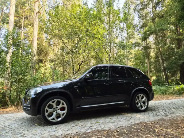 BMW X5 2008 - 19500 EUR, 222000 km - AUTO.MOTO.pt - 222000km - foto 4 de 25