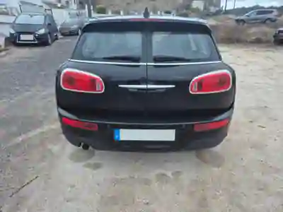 MINI Clubman 2016 — foto 6 de 15