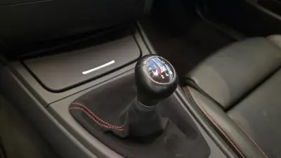 BMW 1M Coupe 2012 - 67500 EUR, 67790 km - AUTO.MOTO.pt - 67790km - foto 48 de 61