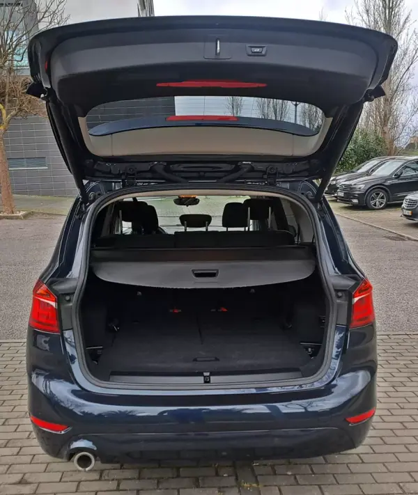 BMW 216 Gran Tourer 2018 - 15990 EUR, 120000 km - AUTO.MOTO.pt - 120000km - foto 20 de 33