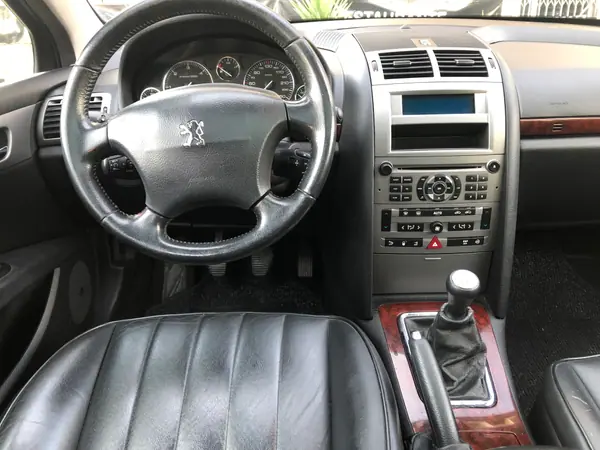 Peugeot 407 SW 2006 - 3250 EUR, 183000 km - AUTO.MOTO.pt - 183000km - foto 7 de 10