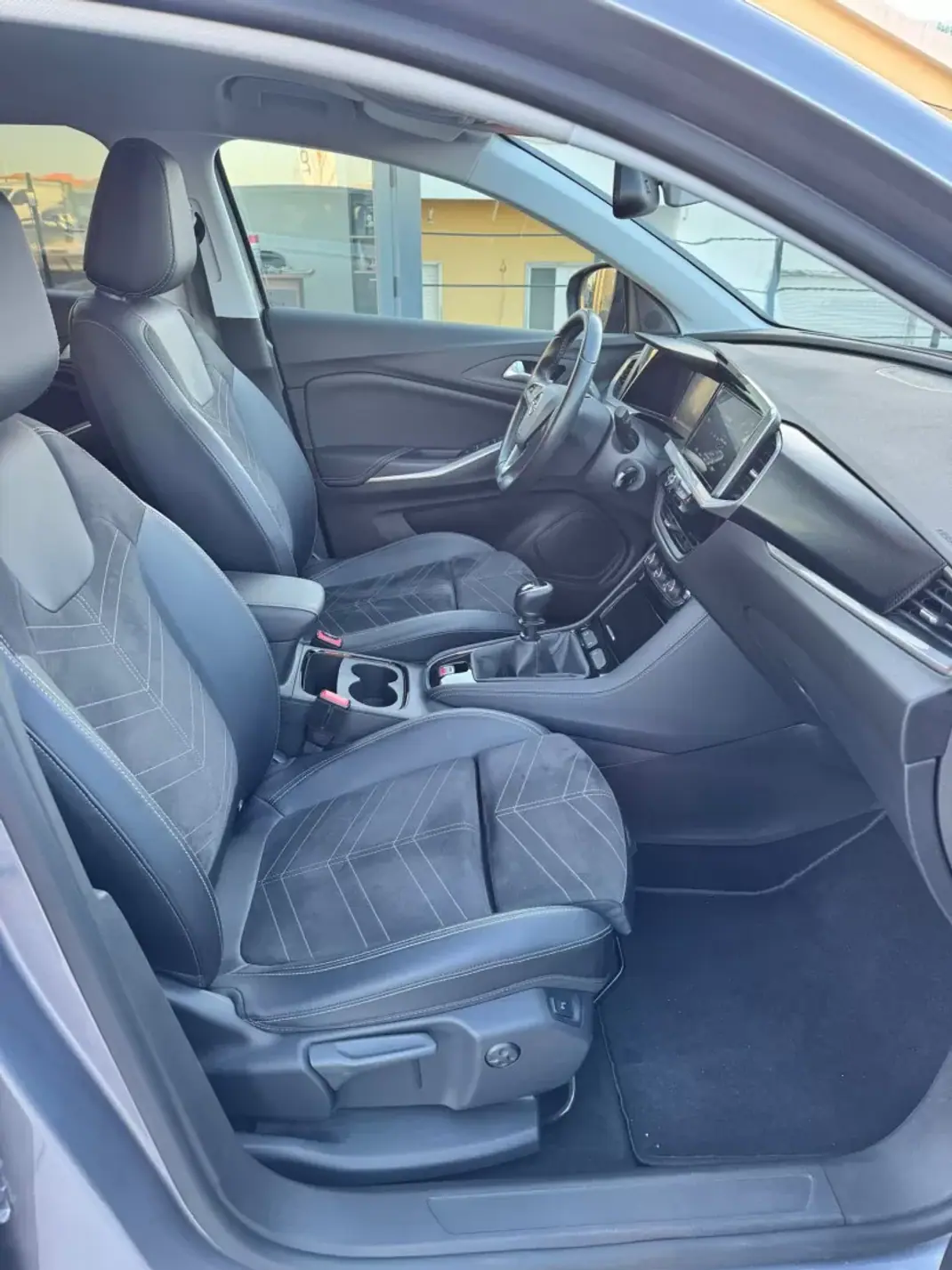 Opel Grandland 2023 - 23950 EUR, 26000 km - AUTO.MOTO.pt - 26000km - foto 4 de 21