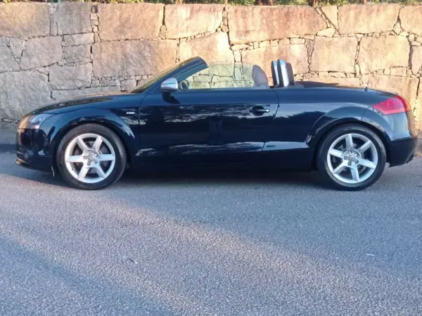 Audi TT Roadster 2007 - 12990 EUR, 208000 km - AUTO.MOTO.pt - 208000km - foto 2 de 22