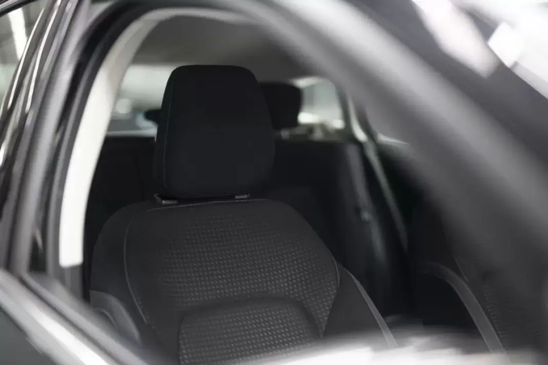 Ford Focus 2021 - 13850 EUR, 196506 km - AUTO.MOTO.pt - 196506km - foto 24 de 42