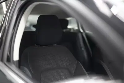 Ford Focus 2021 - 13850 EUR, 196506 km - AUTO.MOTO.pt - 196506km - foto 24 de 42