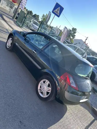 Renault Mégane 2003 - 2599 EUR, 243000 km - AUTO.MOTO.pt - 243000km - foto 3 de 6