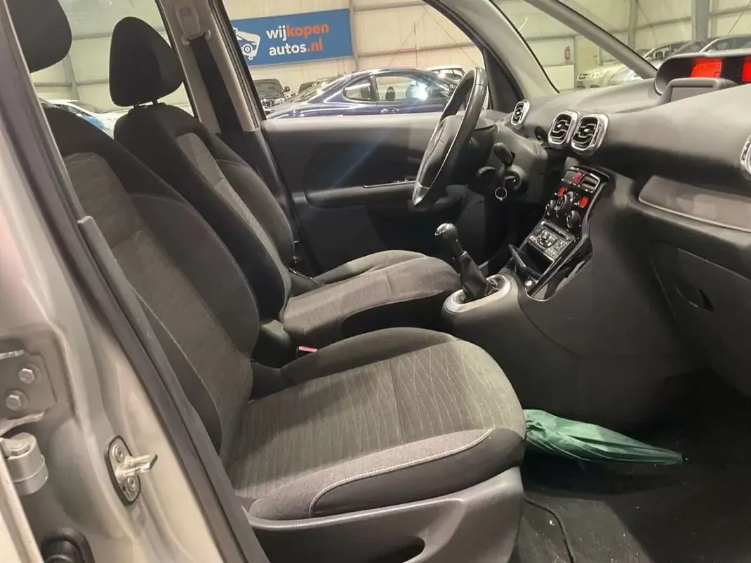 Citroën C3 Picasso 2016 - 7450 EUR, 93298 km - AUTO.MOTO.pt - 93298km - foto 8 de 14
