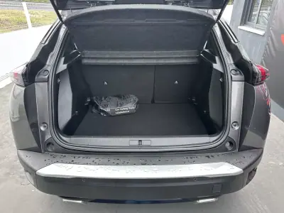Peugeot 2008 2021 - 14900 EUR, 180000 km - AUTO.MOTO.pt - 180000km - foto 43 de 43