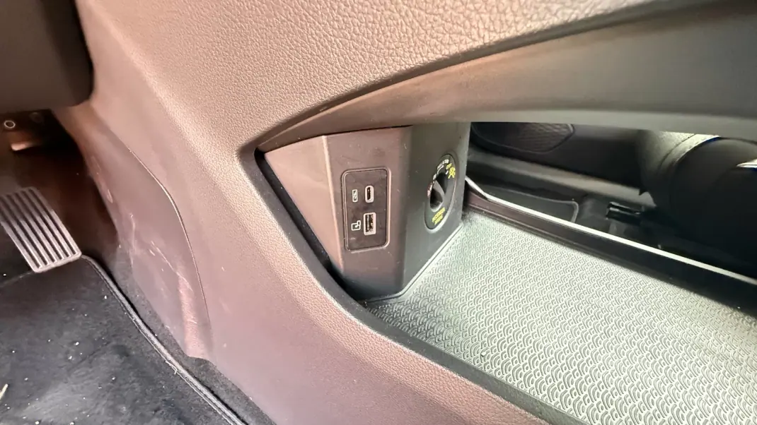 2024 - 24800 EUR, 33787 km - AUTO.MOTO.pt - 33787km - foto 21 de 33