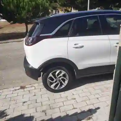 Opel Crossland 2017 - 7500 EUR, 240000 km - foto 3 de 14