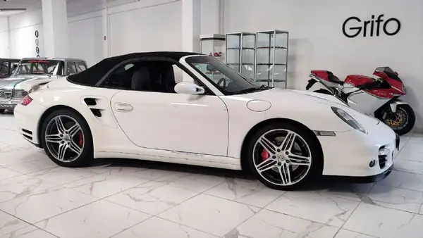 Porsche 997 2007 - 109000 EUR, 39000 km - AUTO.MOTO.pt - 39000km - foto 9 de 55