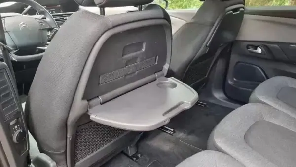 Citroën C4 Grand Picasso 2019 - 19900 EUR, 126000 km - AUTO.MOTO.pt - 126000km - foto 16 de 22
