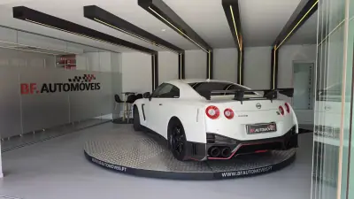 Nissan GT-R 2017 - 300000 EUR, 30685 km - 30685km - foto 3 de 69