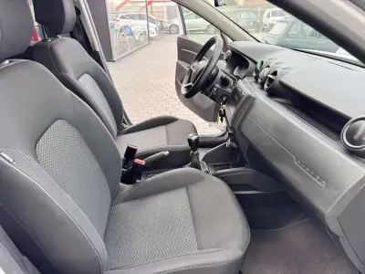 Dacia Duster 2019 - 14500 EUR, 114000 km - AUTO.MOTO.pt - 114000km - foto 17 de 17