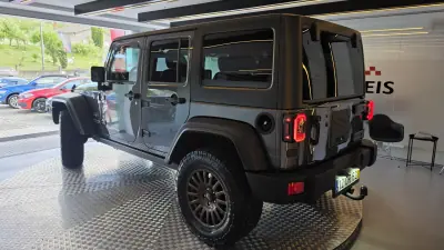 Jeep Wrangler Unlimited 2018 - 49500 EUR, 104894 km - AUTO.MOTO.pt - 104894km - foto 19 de 63