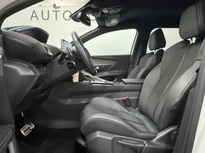 Peugeot 3008 2019 - 18990 EUR, 67000 km - AUTO.MOTO.pt - 67000km - foto 20 de 22