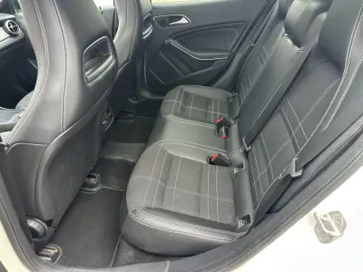 Mercedes-Benz GLA 180 2015 - 18990 EUR, 192000 km - 192000km - foto 14 de 20