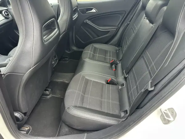 Mercedes-Benz GLA 180 2015 - 18990 EUR, 192000 km - 192000km - foto 14 de 20