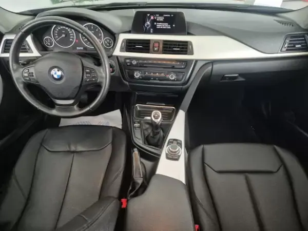 BMW 316 2014 - 14750 EUR, 212185 km - AUTO.MOTO.pt - 212185km - foto 4 de 8